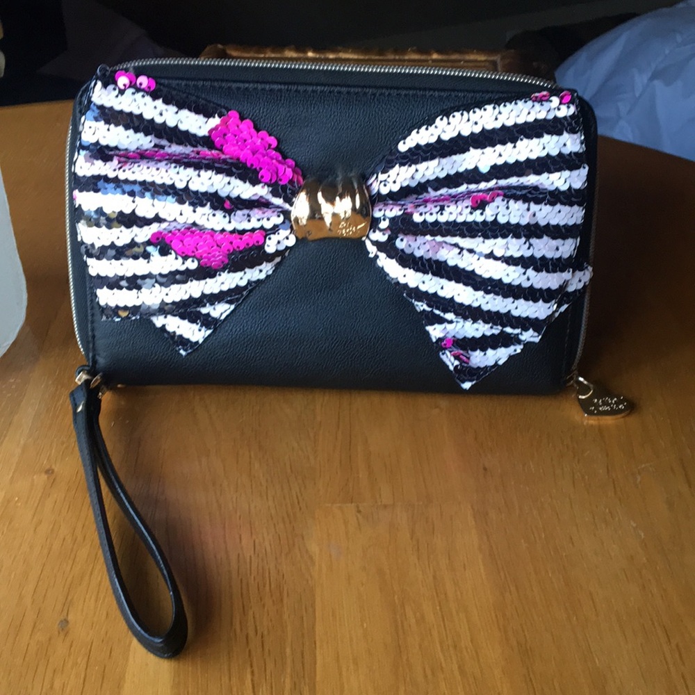 Large Betsey Johnson wristlet brand new